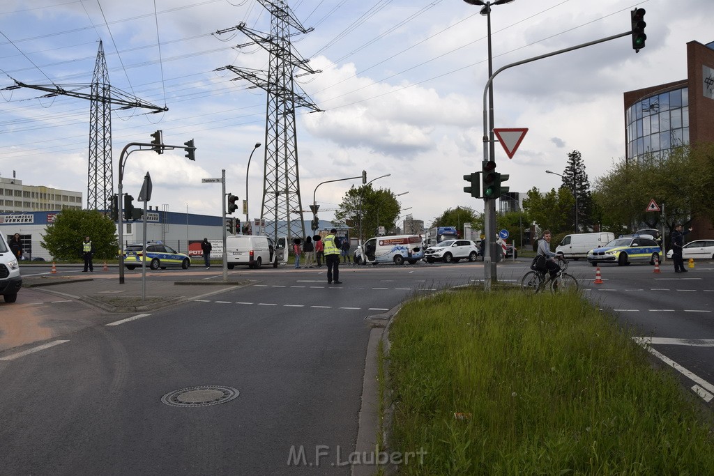 VU Koeln Porz Gremberghoven Frankfurterstr Hansestr P71.JPG - Miklos Laubert